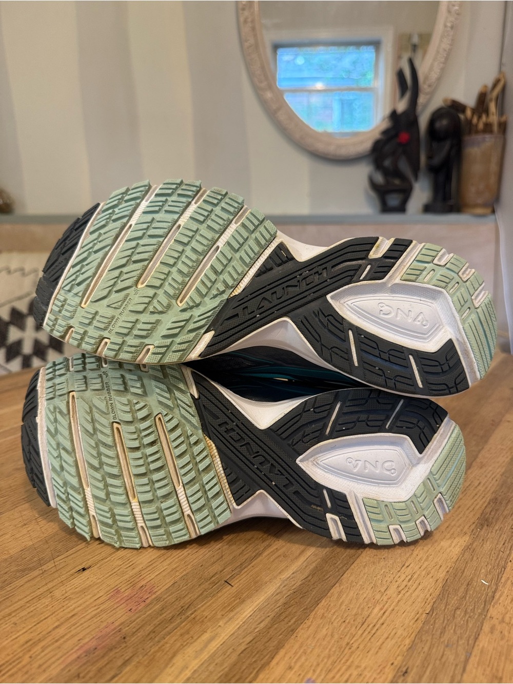 Brooks Launch - Picture 4 of 5